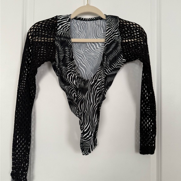 Black and White Zebra Print Mesh Top Bartender Bottle Girl - Picture 1 of 2